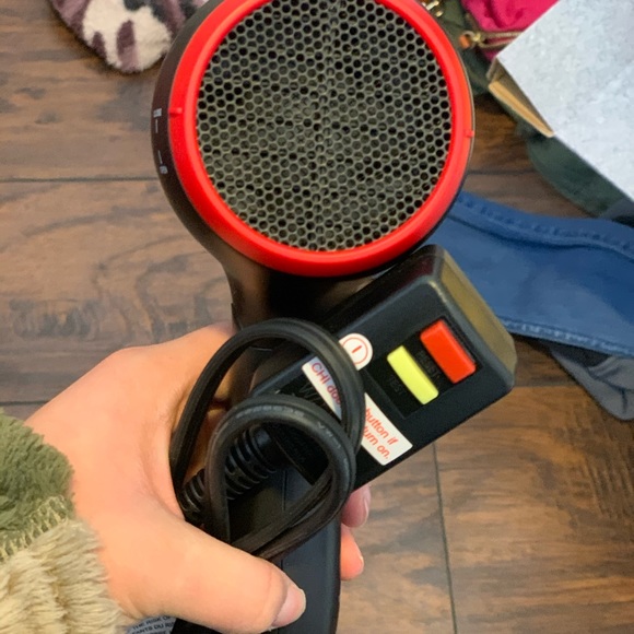 CHI blow dryer - Picture 3 of 3